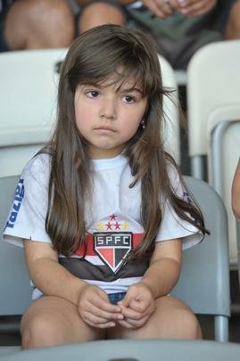 Imagens das torcidas de Cruzeiro e So Paulo no Mineiro