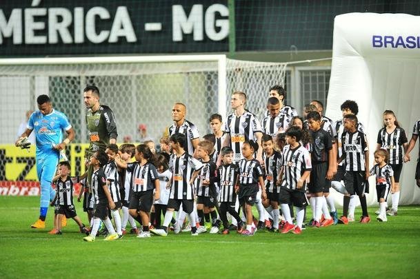 Atltico e CSA se enfrentaram no Independncia pela stima rodada do Campeonato Brasileiro