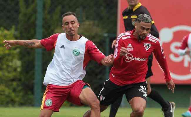 São Paulo anuncia contratação do quinto reforço, o zagueiro Alan Franco -  Superesportes