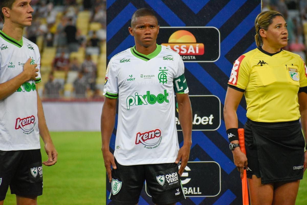 Fotos da partida entre Fluminense e Amrica, neste domingo (9/10), no Maracan, pela 31 rodada da Srie A