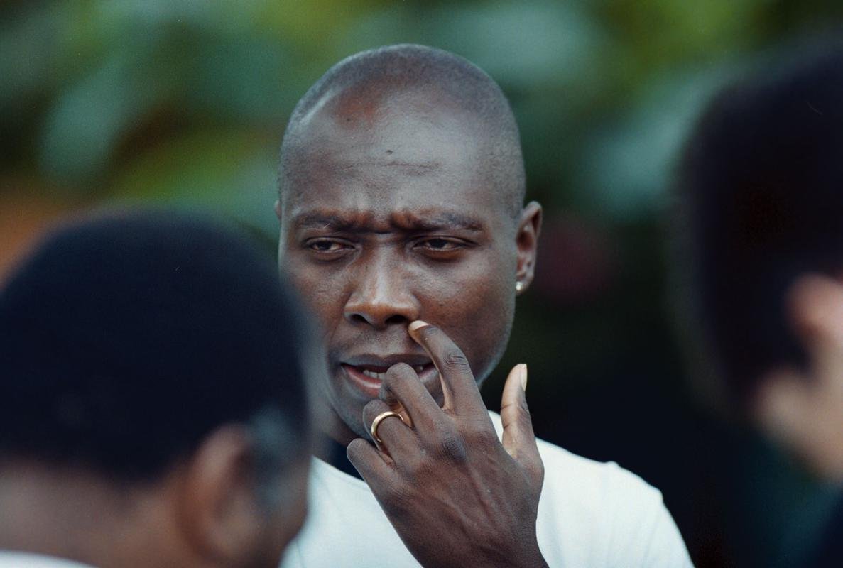 Fotos da passagem do jogador Rincn pelo Cruzeiro, em 2001.  Ele faleceu aos 55 anos nesta quarta-feira (13/4/2022), aps sofrer acidente automobilstico em Cali, na Colmbia, no dia 11.