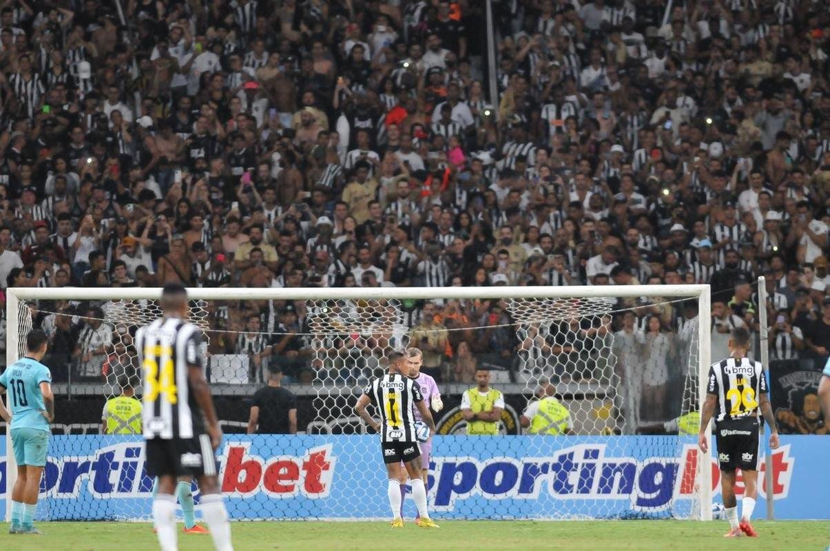 Atltico e Carabobo se enfrentaram no Mineiro, em Belo Horizonte, pela volta da segunda fase da Copa Libertadores