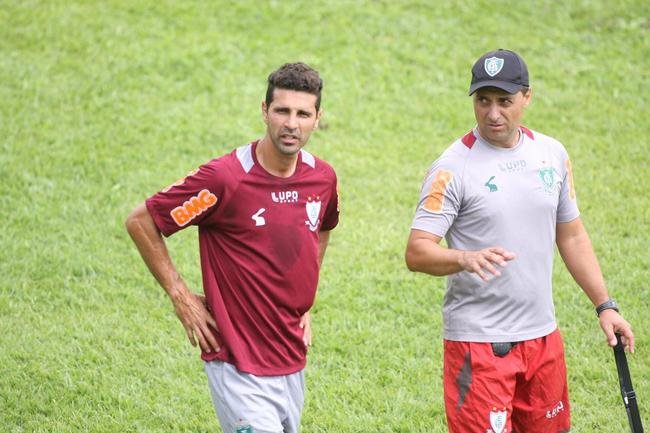 Leandro Guerreiro atuou pelo Cruzeiro entre 2011 e 2013 e pelo Amrica entre 2014 e 2016