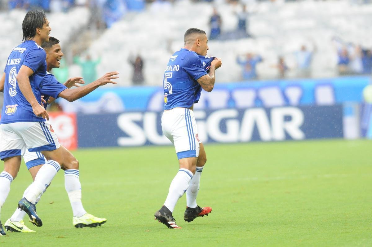 No Mineiro, Cruzeiro vence Uberlndia pela stima rodada do Campeonato Mineiro 