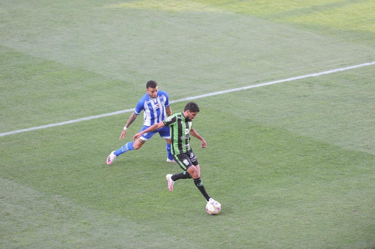 Fotos do jogo entre Amrica e CSA-AL, no Independncia, em Belo Horizonte, pela Srie B do Campeonato Brasileiro