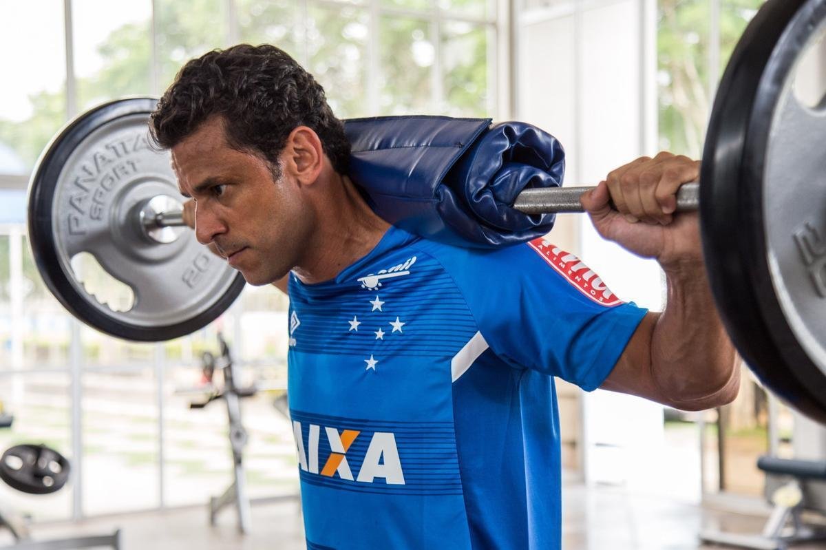 Fotos de divulgao do Cruzeiro das atividades realizadas na reapresentao