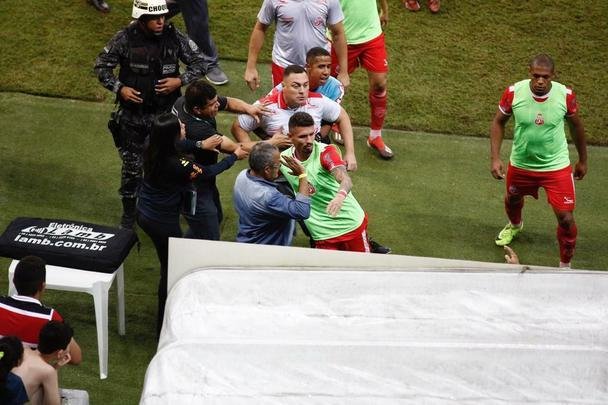 Tricolor do Arruda enfrenta Cavalo de Aço, na Arena de Pernambuco, em partida válida pela 15ª rodada da Série C