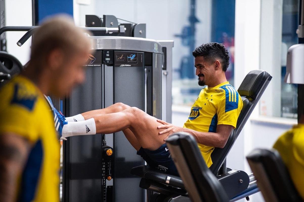 Imagens do treino do Cruzeiro na Toca da Raposa II nesta tera-feira (21/09)