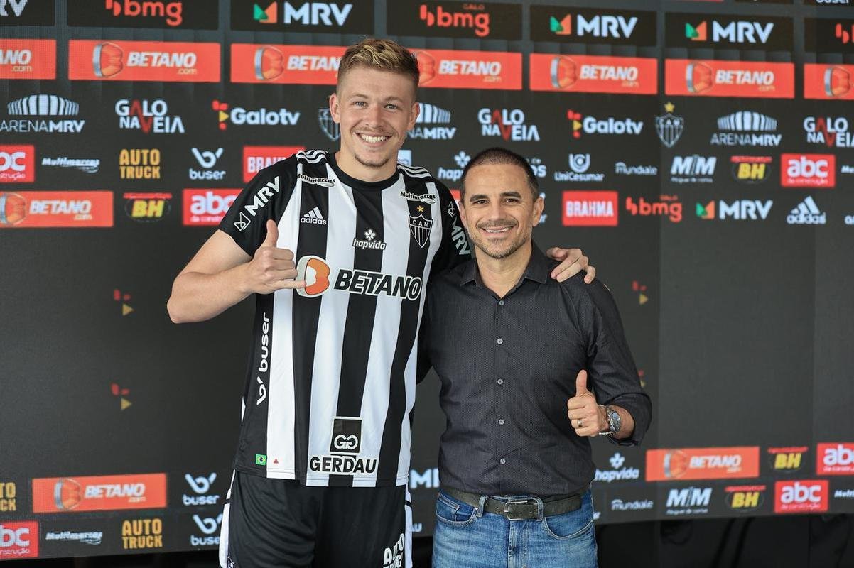 Bruno Fuchs  apresentado pelo Atltico