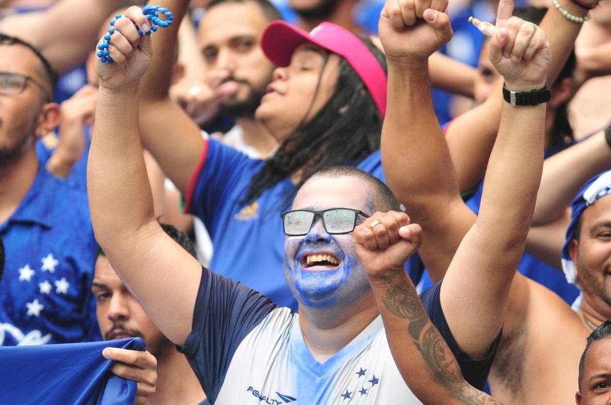 Fotos da torcida do Cruzeiro na final do Campeonato Mineiro contra o Atltico, no Mineiro