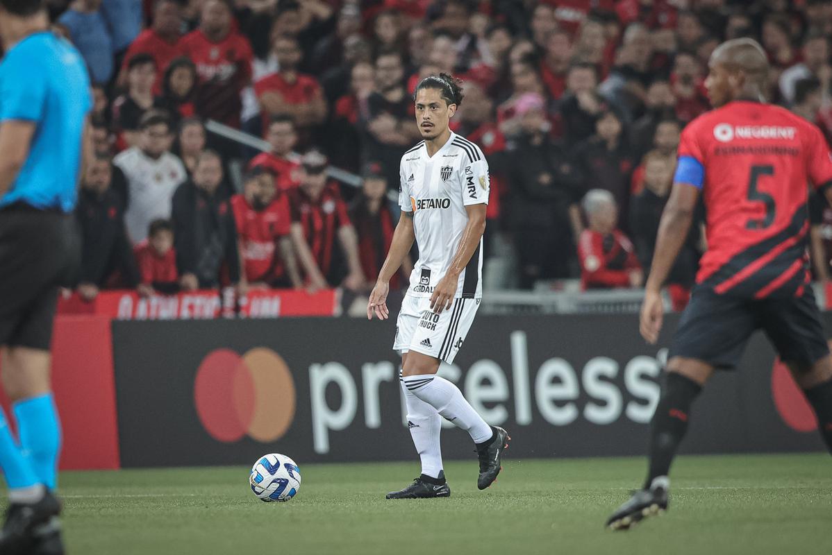 O Atltico visitou, na noite desta tera-feira (18/4), o Athletico-PR na Arena da Baixada, em Curitiba. A partida foi vlida pela 2 rodada do Grupo G da Copa Libertadores de 2023.