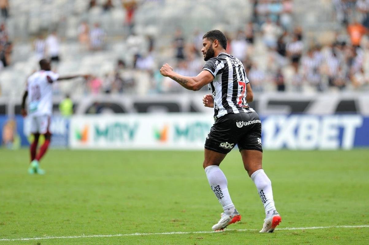 Fotos do jogo entre Atltico e Patrocinense, pelo Campeonato Mineiro