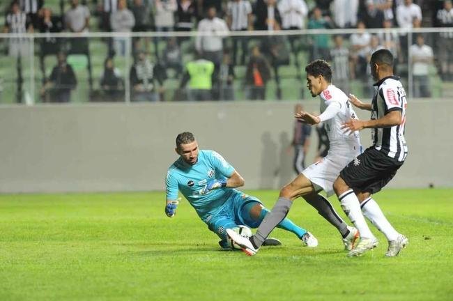 Atl�tico e Santos se enfrentaram, no Independ�ncia, pela 13� rodada do Campeonato Brasileiro