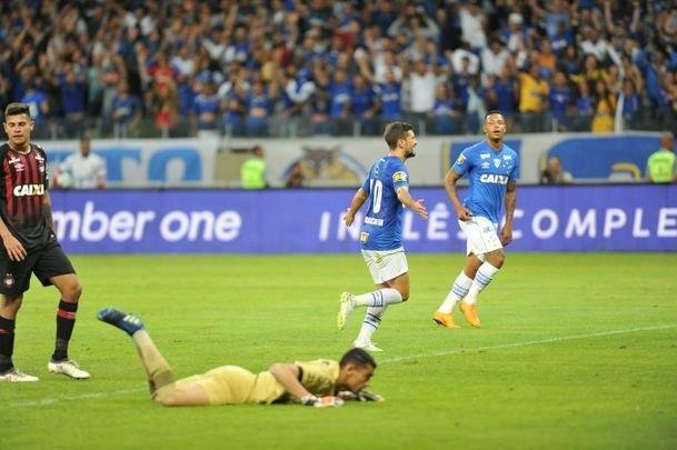 Cruzeiro 1x1 Atltico-PR (oitavas de final da Copa do Brasil) - 44.443 presentes / 39.784 pagantes