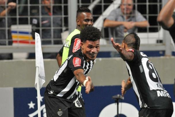 Imagens do jogo entre Atltico e Sport no Independncia