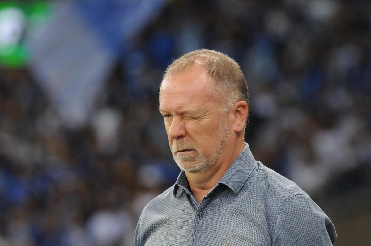 Fotos do duelo entre Cruzeiro e Amrica, no Mineiro