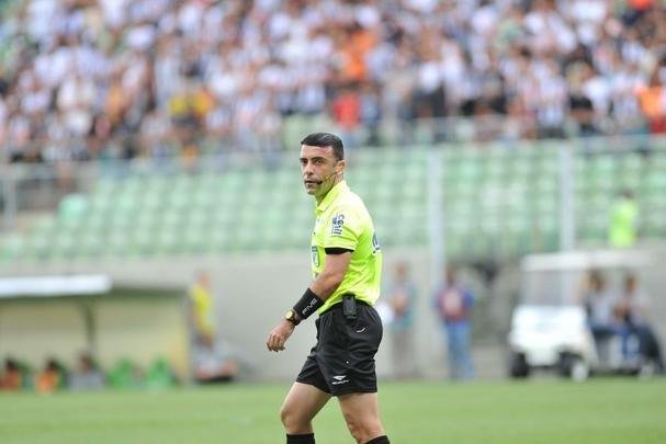 Amrica e Atltico jogaram no Independncia pela stima rodada do Campeonato Mineiro