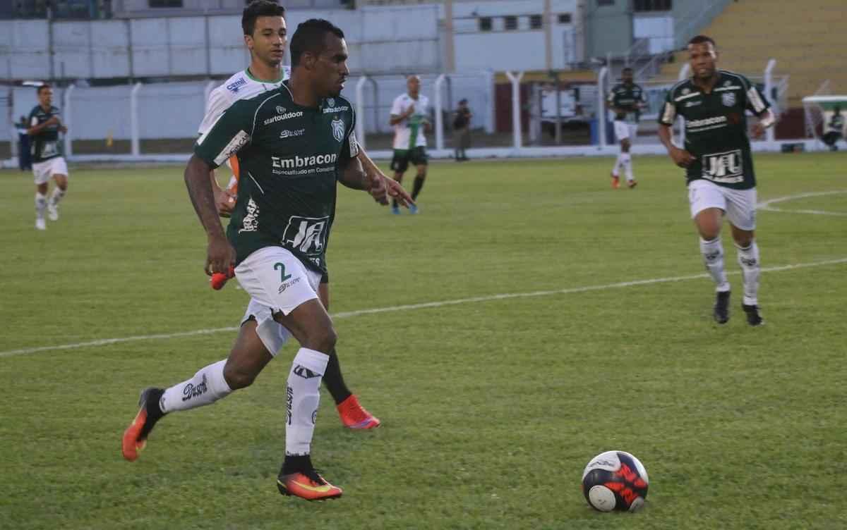 Fotos de Caldense x Amrica, jogo disputado em Poos de Caldas, pela terceira rodada do Campeonato Mineiro