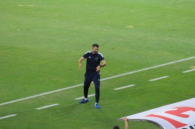 Fotos do jogo entre Cruzeiro e CRB, no Mineiro, em Belo Horizonte, pela 11 rodada da Srie B do Brasileiro