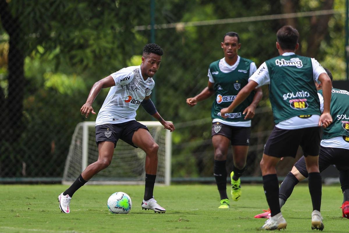 Fotos do treino do Atlético nesta quarta-feira, que contou com Nacho Fernández