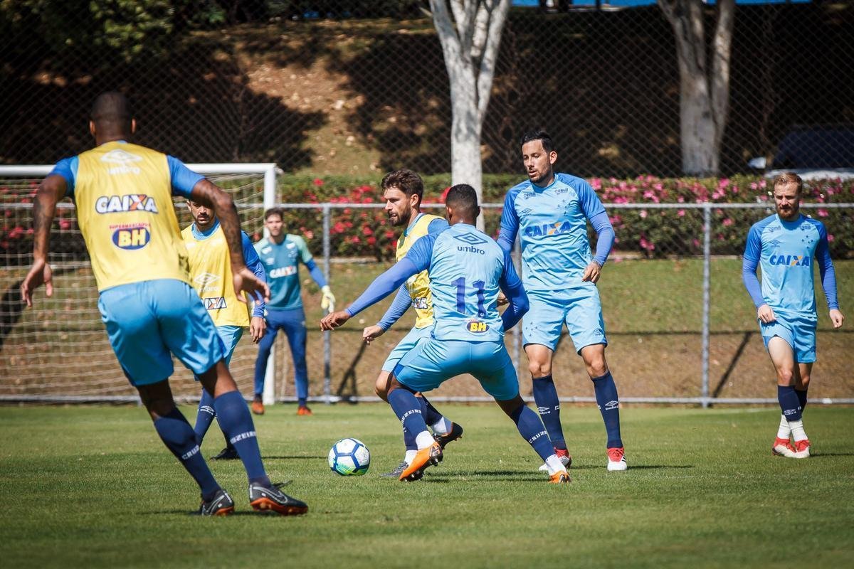 Cruzeiro realizou atividade de preparao para amistoso contra o Corinthians, nesta quarta