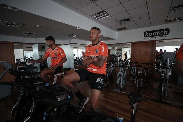 Jogadores do Atlético fizeram uma atividade regenerativa em São Paulo nesta quarta-feira, dia seguinte ao empate por 0 a 0 com o Palmeiras