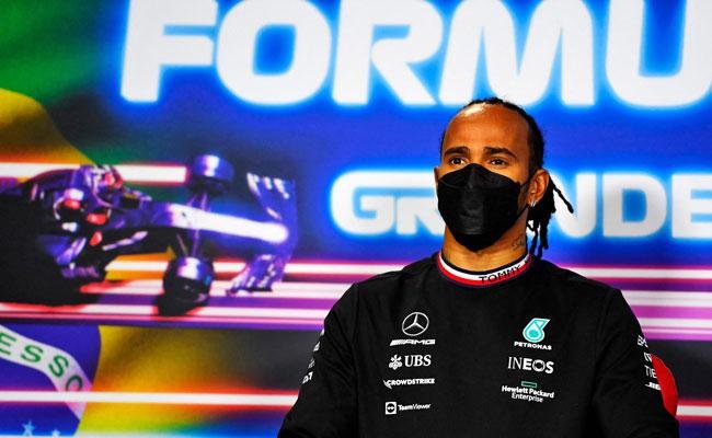 Hamilton reconheceu que a Red Bull � a favorita para a etapa brasileira