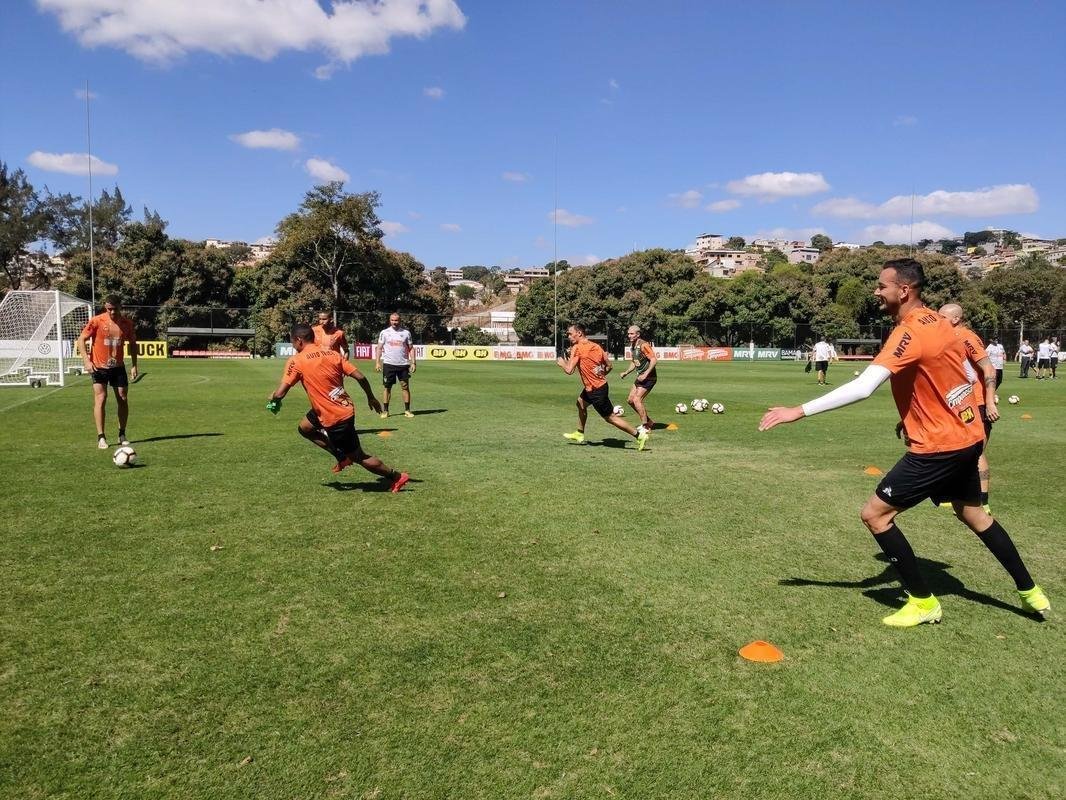Jogadores do Atltico treinaram na manh deste domingo, em preparao para jogo contra La Equidad-COL