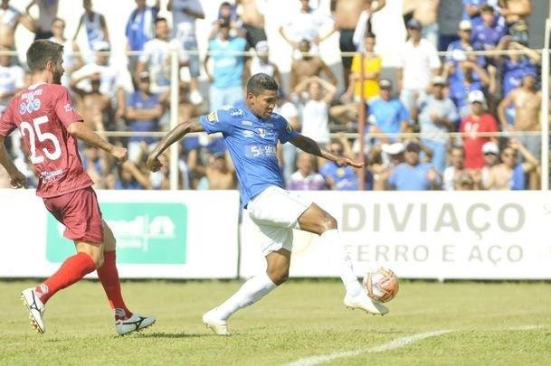Cruzeiro abriu 2 a 1 no primeiro tempo, com gols de Raniel e Robinho; Alemo descontou para o Guarani