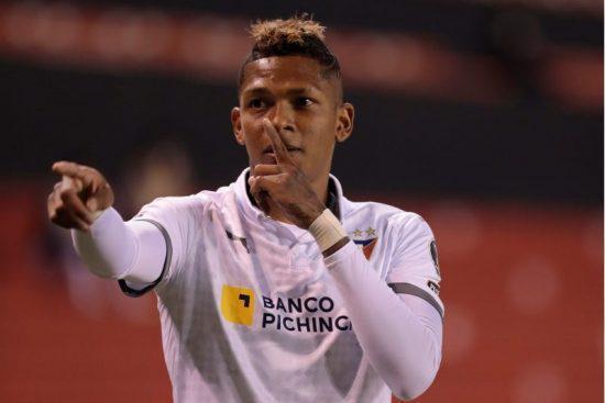 11 - Billy Arce (LDU) - Nota: 7.80