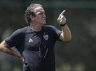 Hora de poupar? Acostumado a repetir time, Cuca avalia plano para Atlético