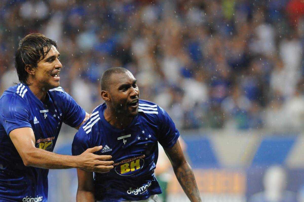 No Mineiro, Cruzeiro vence Uberlndia pela stima rodada do Campeonato Mineiro 
