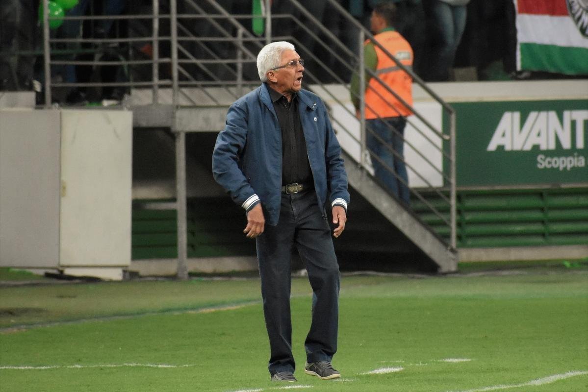 Amrica foi goleado pelo Palmeiras por 4 a 0 no Allianz Parque, mas ainda est vivo na luta contra a queda