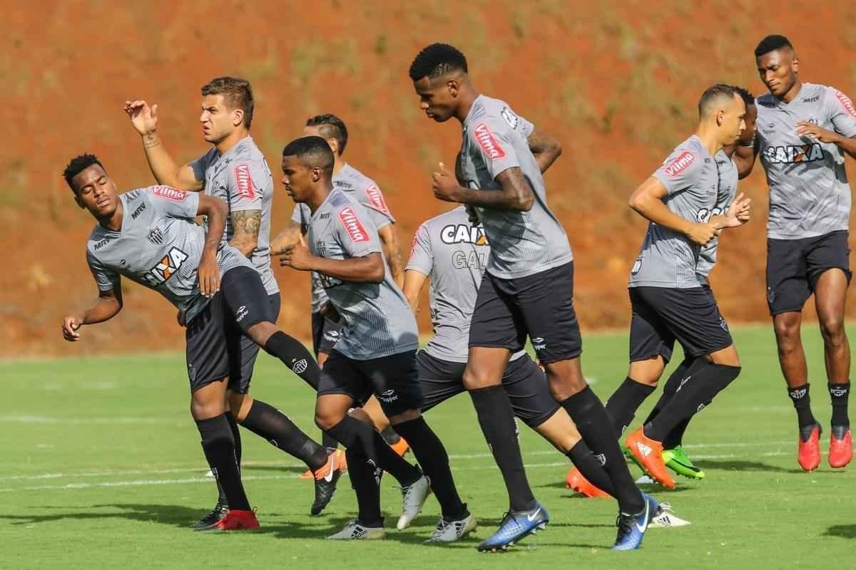 Em Santa Catarina, elenco reserva do Galo fez ltimo treino antes de duelo contra a Chape