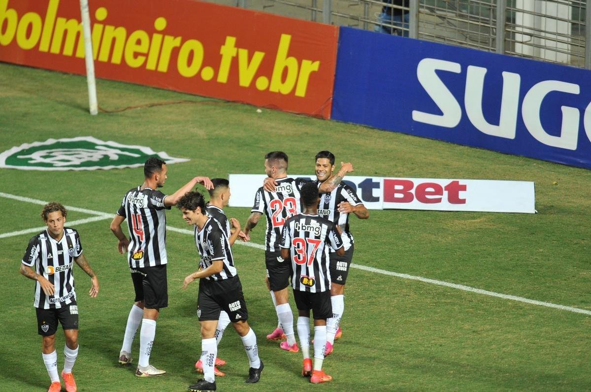 Fotos do jogo de ida da semifinal do Mineiro entre Tombense e Atltico, no Independncia, em Belo Horizonte.