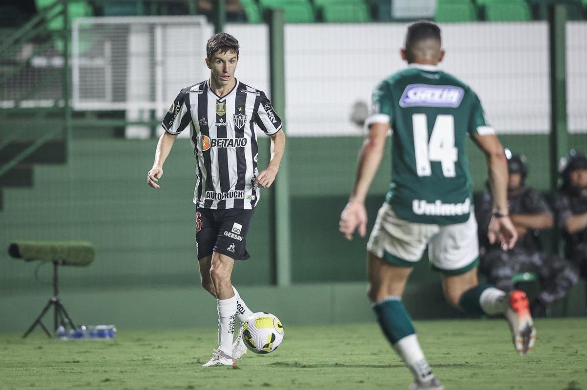 Fotos do jogo entre Gois e Atltico no Estdio da Serrinha, em Goinia, pela quarta rodada do Campeonato Brasileiro