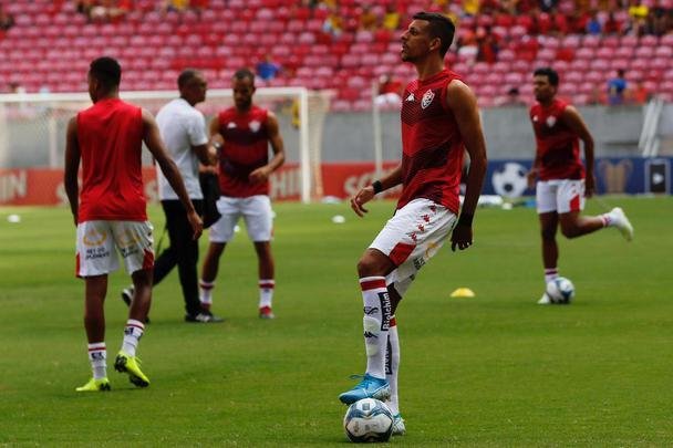Partida entre Sport e Vitria, na Arena de Pernambuco, pela Copa do Nordeste