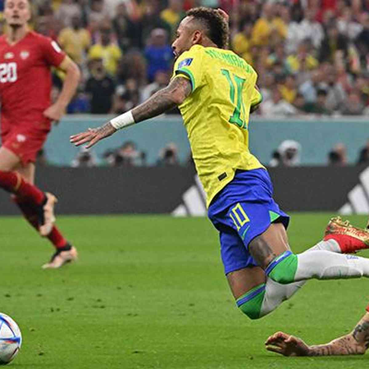 Veja os memes de Neymar no banco de reservas no jogo da seleção