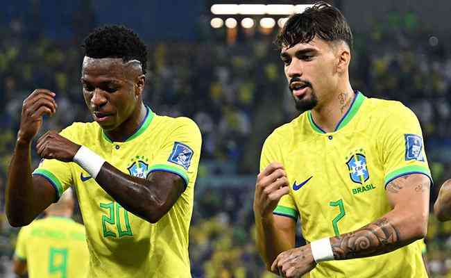 Vini Jr. e Paquetá, crias do Flamengo em campo pela Seleção Brasileira