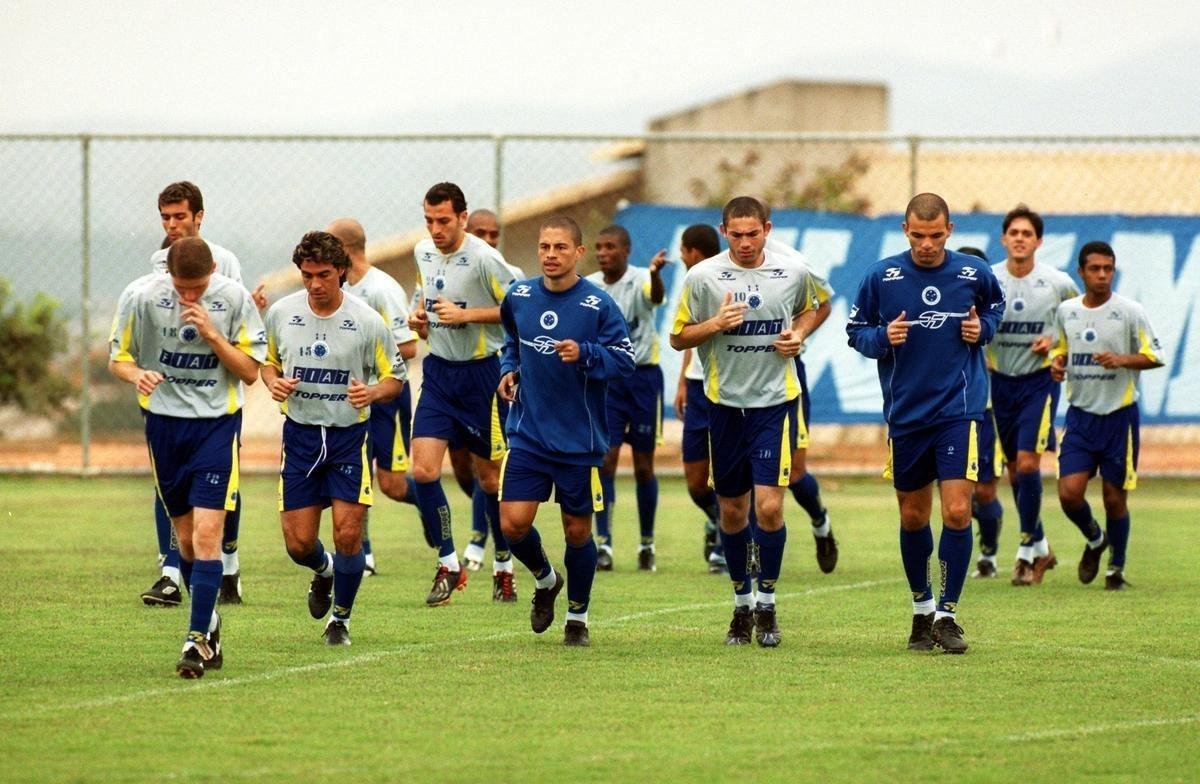 AGOSTO - Dia a dia de treinos do Cruzeiro na temporada que culminou com a Trplice Coroa