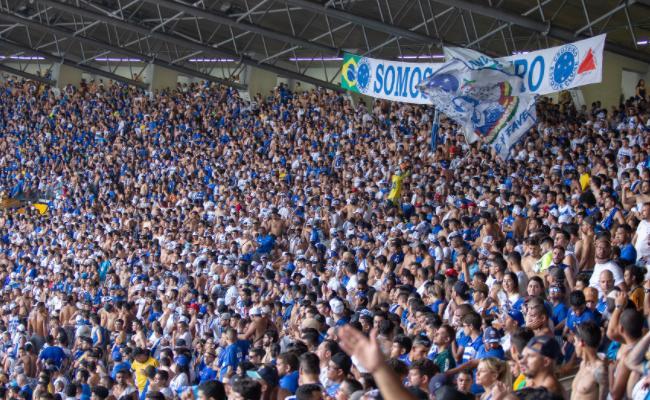 O Cruzeiro iniciou nesta quinta-feira (4) a venda de ingressos para o duelo com o Brusque, no Mineirão, na próxima terça (9)