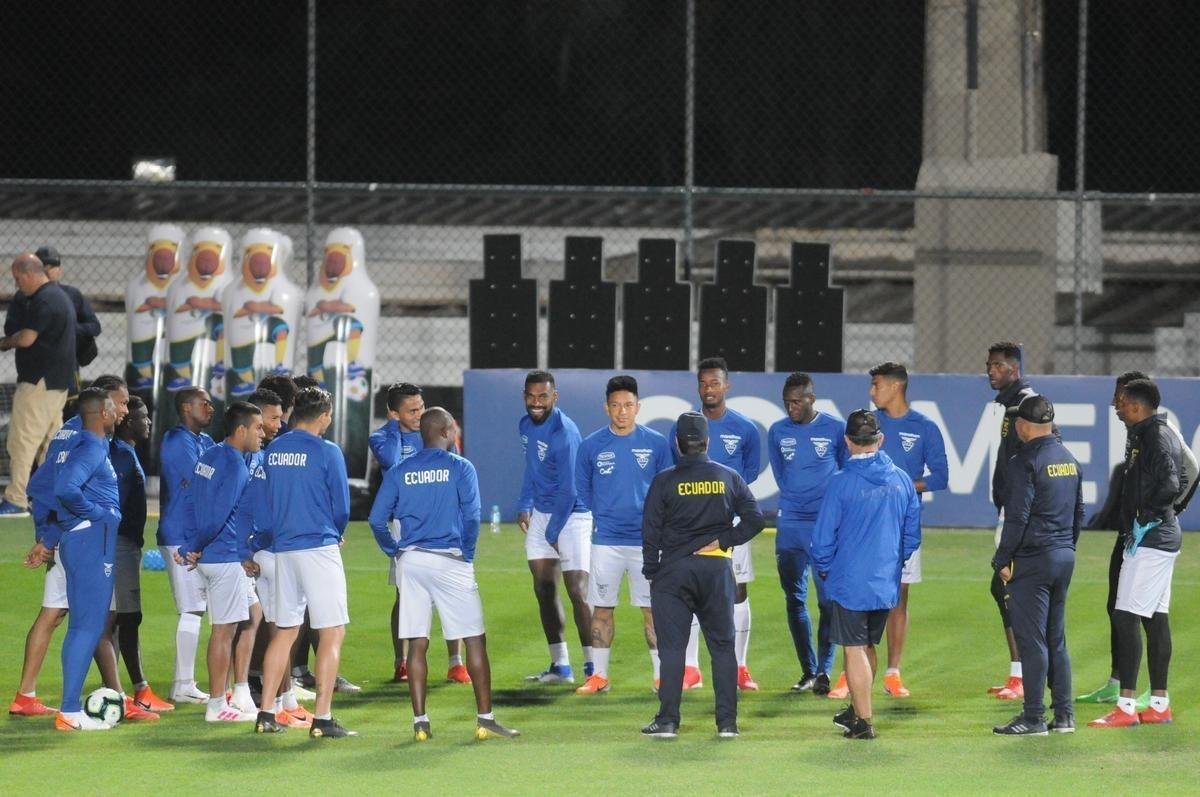 Seleo Equatoriana treinou pela primeira vez em BH, no Sesc Venda Nova