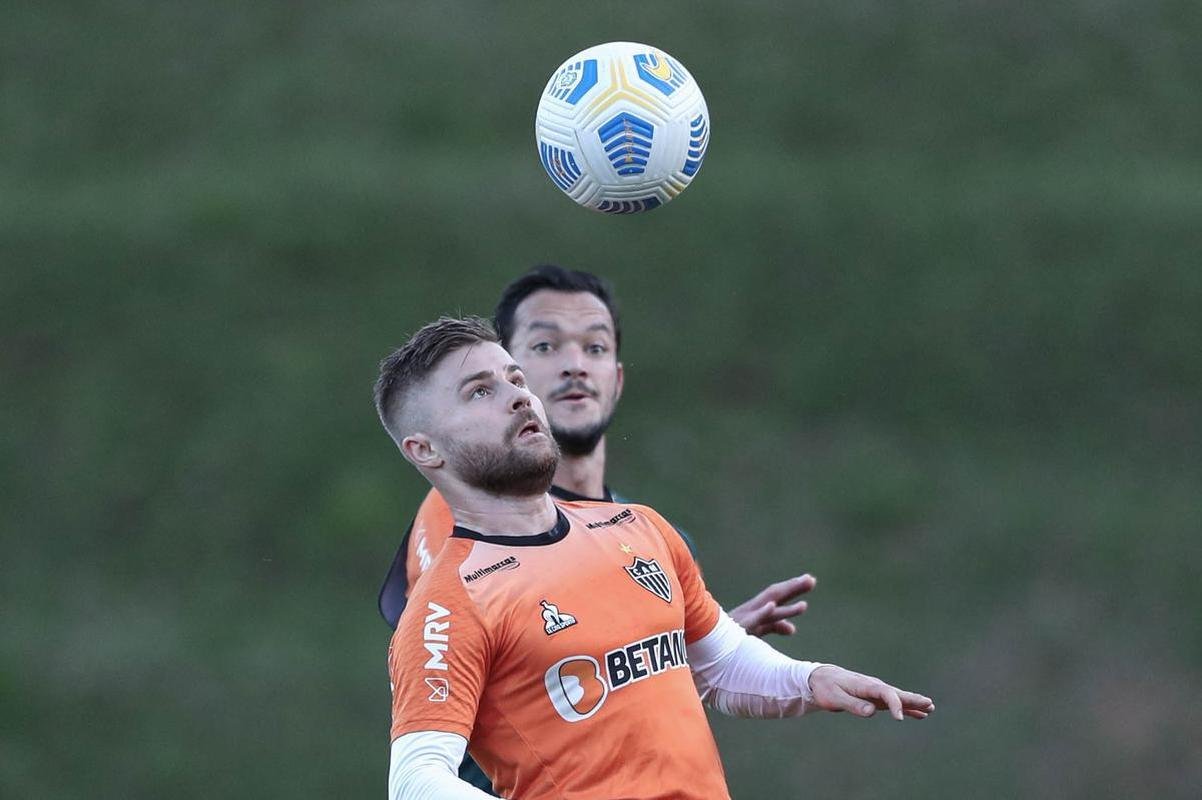 Fotos do primeiro treino de Diego Costa pelo Atltico