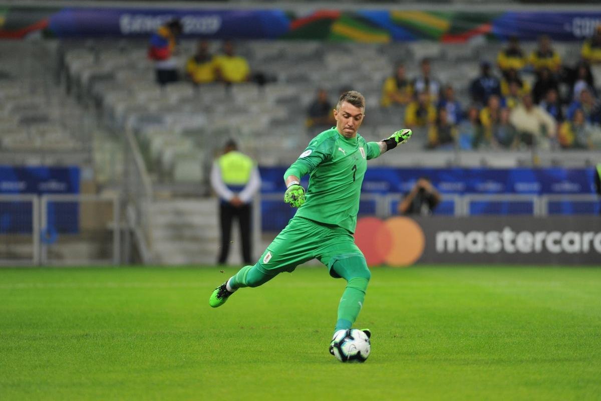 Fotos de Uruguai x Equador, no Mineiro