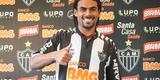 Arajo - Depois de passagem razovel pelo Cruzeiro entre 2006 e 2007, com direito a uma grave leso, Arajo voltou ao futebol mineiro em 2013. O atacante foi contratado pelo Atltico como opo para o ataque na Libertadores. O jogador ficou pouco tempo no clube e rescindiu o contrato antes mesmo da conquista do ttulo continental. No Galo foram apenas cinco jogos, um gol e um ttulo do Campeonato Mineiro.