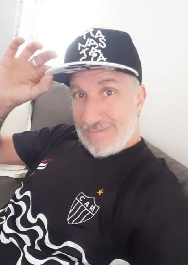 Pod Nastcia - vocalista do Tianastcia, 50 anos: 