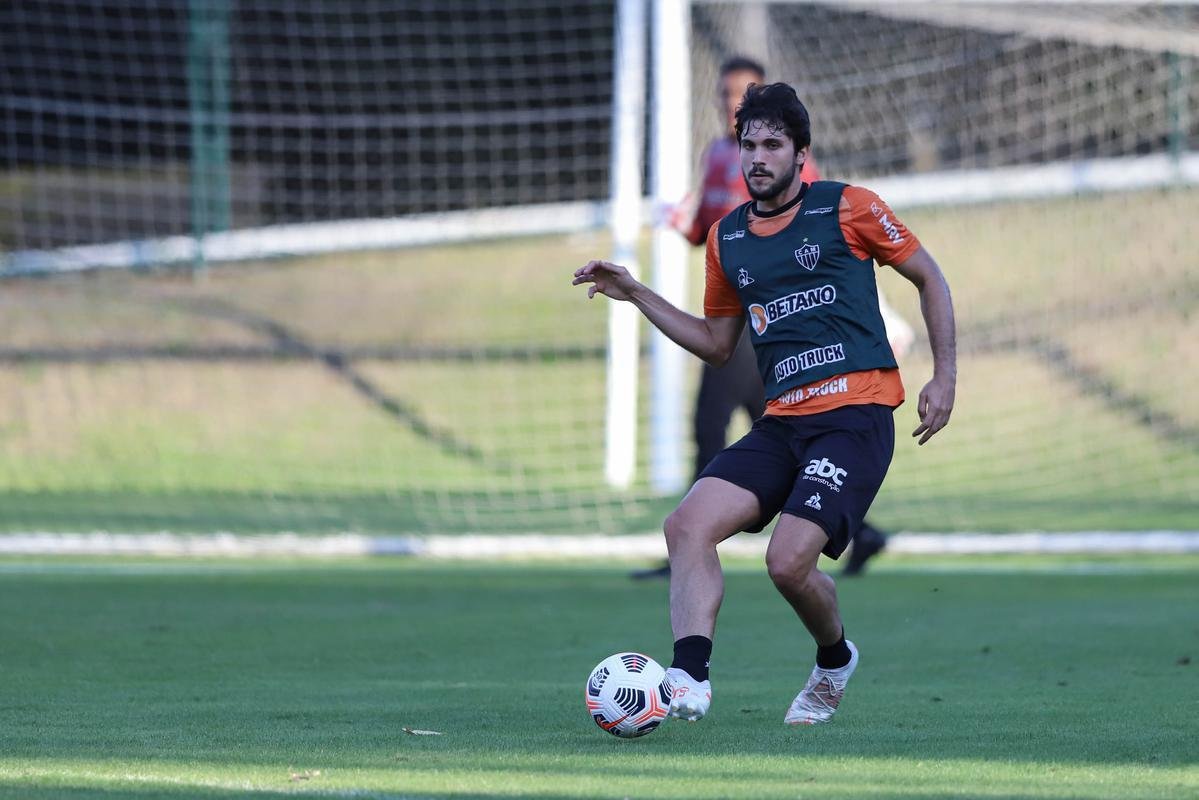 Fotos do treino do Atltico antes da viagem para a Argentina