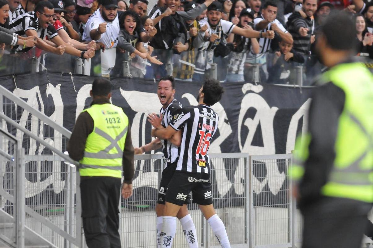 Atltico buscou virada eletrizante sobre o Fortaleza no Mineiro 