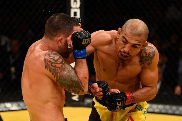 Imagens do retorno triunfal de José Aldo ao UFC