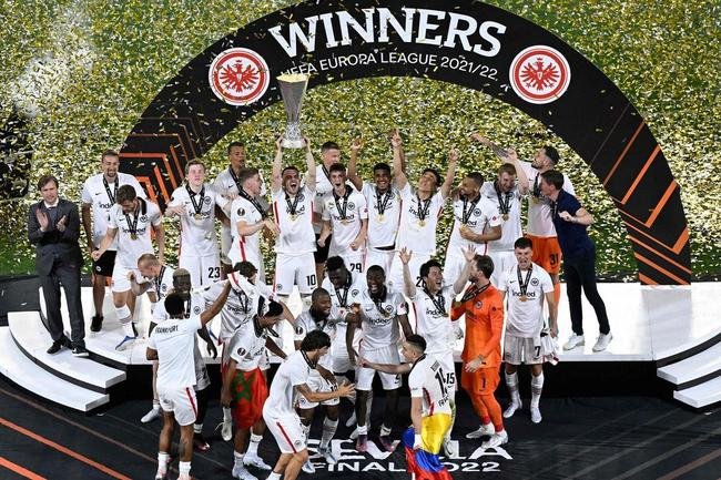 Eintracht bate o Rangers nos pnaltis, em Sevilla, e fatura a Liga Europa 